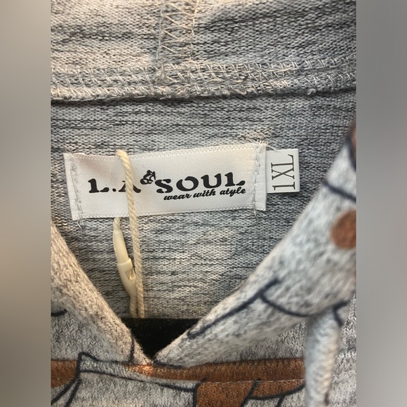 Jacket , brand new, light weight, with pockets and hoodie, super cute and soft. - Picture 2 of 3